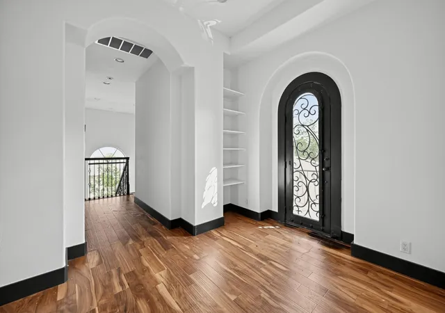Photo 1 of Single family home for sale at 1310 Minnie Dr, Austin, TX 78732 | MLS# 5046675 | Listing updated on 2026-10-30