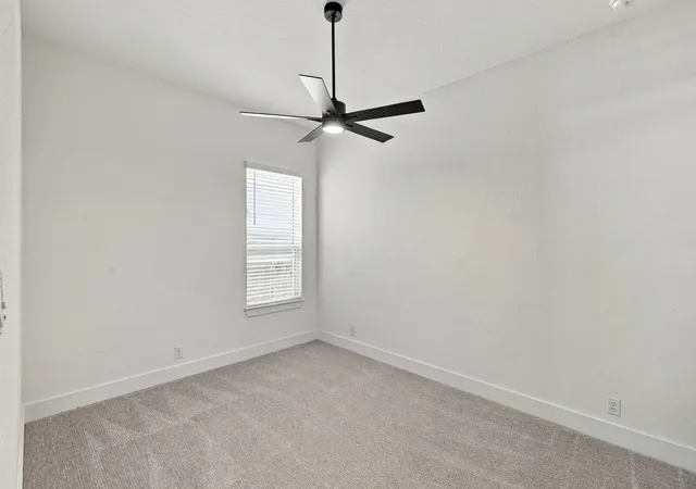 Photo 4 of Single family home for sale at 101 Hazy Holw Dr, Georgetown, TX 78628 | MLS# 5836774 | Listing updated on 2026-10-30