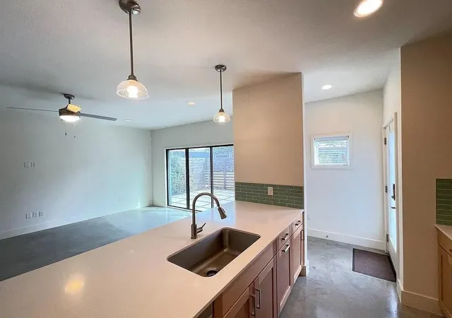 Photo 4 of Condo for sale at 2101 Montopolis Dr #20, Austin, TX 78741 | MLS# 5118267 | Listing updated on 2026-10-30