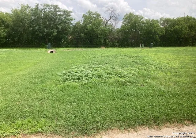 Photo 1 of Sale Pending at 111 Sutton Pl Lot 11, Uvalde, TX 78801 | MLS# 1533958 | Listing updated on 2025-12-17