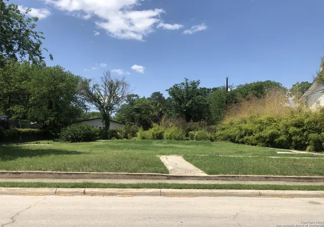Land for sale at 233 E Craig Pl, San Antonio, TX 78212 | MLS# 1606194