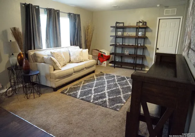 Photo 3 of Sale Pending at 10179 Commerce St, Atascosa, TX 78002 | MLS# 1617902 | Listing updated on 2022-11-07
