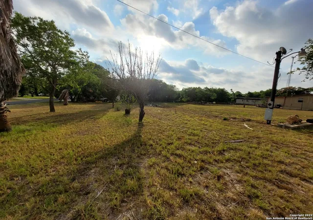 Photo 4 of Land for sale at 200 Blue Jay Dr, Floresville, TX 78114 | MLS# 1624606 | Listing updated on 2026-01-08