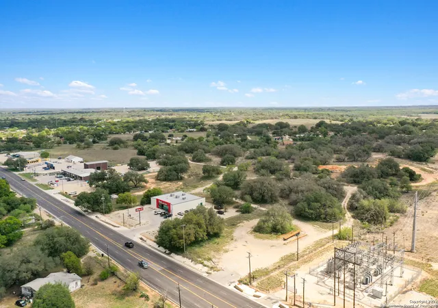 4th image of 00 Rossville Rd, Devine, TX 78016 | MLS# 1634329