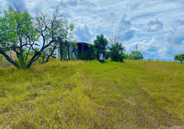 Photo 3 of Land for sale at 863 Kroesche Ln, New Braunfels, TX 78130 | MLS# 1636485 | Listing updated on 2025-02-11