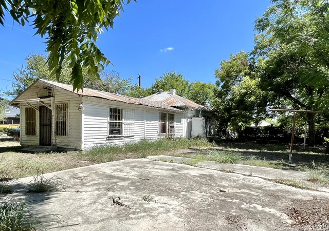 Homes for sale in San Antonio, TX | 414 Moten Alley, San Antonio, TX 78202 | MLS# 1636716