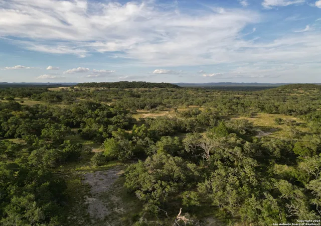 2nd image of 463 Bruin Creek Rd, Bandera, TX 78003 | MLS# 1638708
