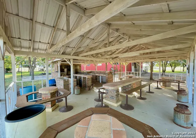 Photo 3 of House for sale at 10671 Briggs Rd, Atascosa, TX 78002 | MLS# 1653565 | Listing updated on 2026-01-26