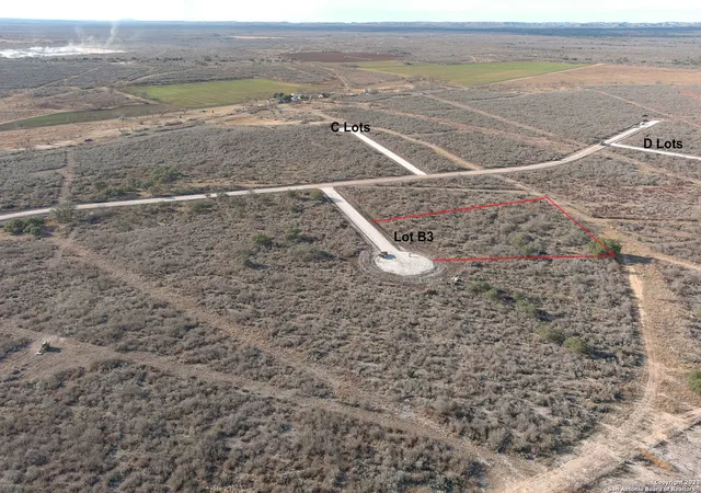 2nd image of 61 Friendship Hills, Uvalde, TX 78801 | MLS# 1661422