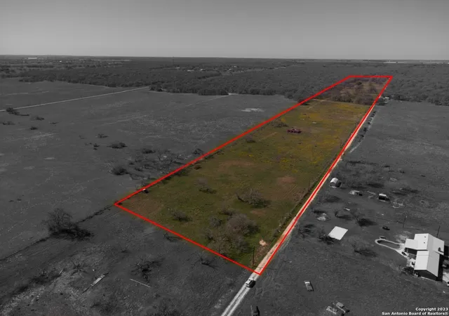 Photo 4 of Land for sale at 8765 Us Hwy 87 W, La Vernia, TX 78121 | MLS# 1673357 | Listing updated on 2026-09-03