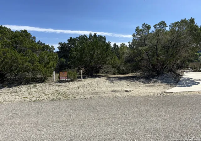 1st image of 0 Diamondhead, Canyon Lake, TX 78133 | MLS# 1675906