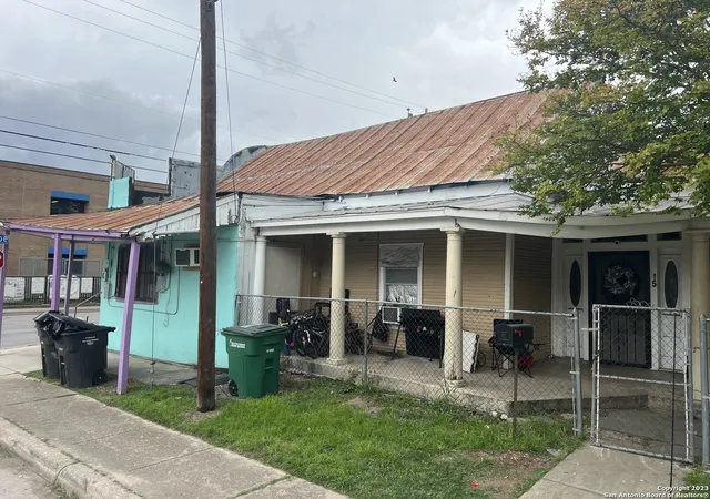 Photo 3 of Single family home for sale at 1203 Guadalupe St, San Antonio, TX 78207 | MLS# 1685467 | Listing updated on 2026-01-24
