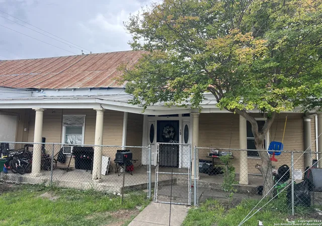 Photo 3 of Single family home for sale at 1203 Guadalupe St, San Antonio, TX 78207 | MLS# 1685467 | Listing updated on 2026-01-24