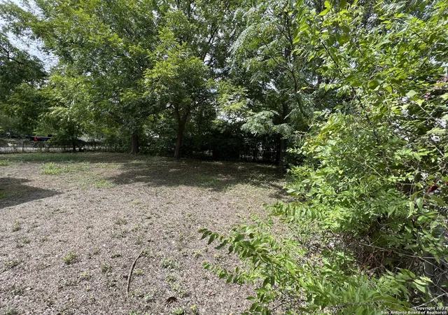 Photo 3 of Land for sale at 412 Moten Alley, San Antonio, TX 78202 | MLS# 1687655 | Listing updated on 2026-07-29