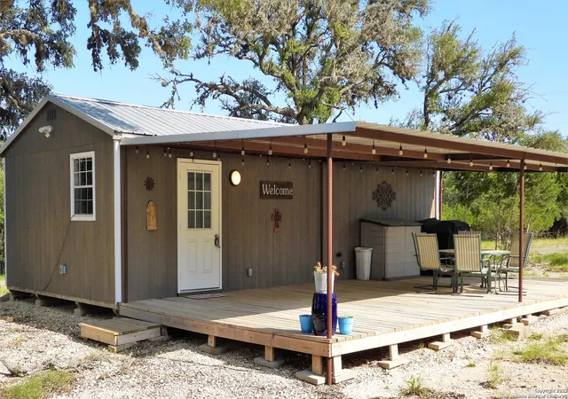 Photo 1 of Land for sale at 124 Harbour Heights, Lakehills, TX 78063 | MLS# 1695015 | Listing updated on 2025-10-25
