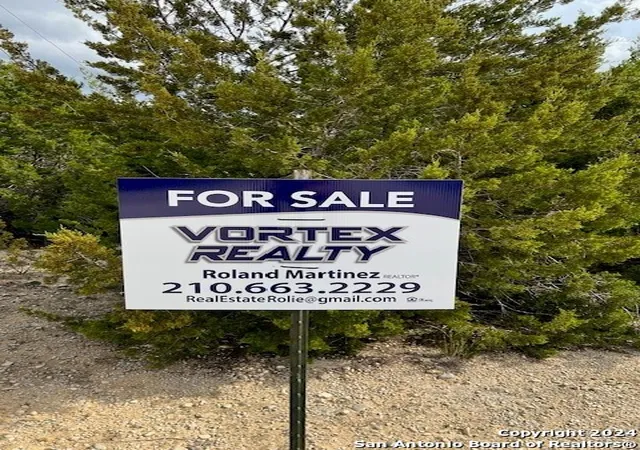 Photo 2 of Sale Pending at 398 Atascosa Rd, Bandera, TX 78003 | MLS# 1696877 | Listing updated on 2025-10-28
