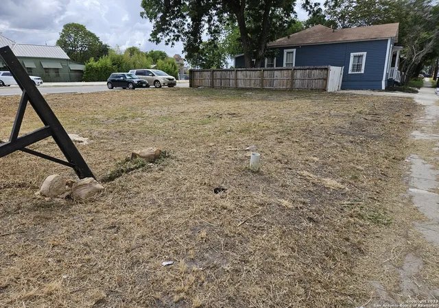 Photo 4 of Land for sale at 423 Dallas St, San Antonio, TX 78215 | MLS# 1701706 | Listing updated on 2025-07-12