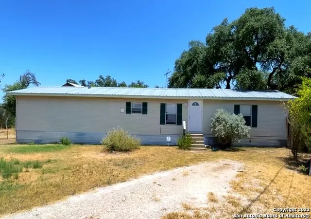 Homes for sale in Canyon Lake, TX | 568 Orbit Dr, Canyon Lake, TX 78133 | MLS# 1704313