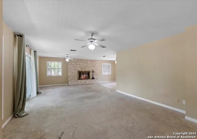 Photo 4 of Single family home for sale at 609 River Rd, Blanco, TX 78606 | MLS# 1707370 | Listing updated on 2026-03-06