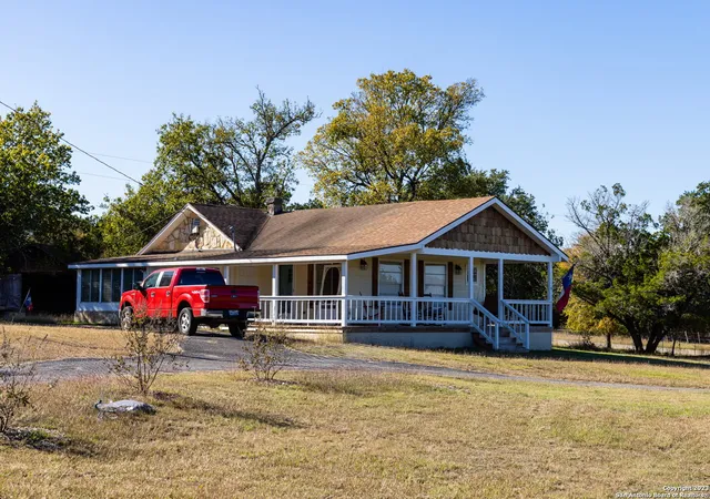3rd image of 1000 Fm 480, Center Point, TX 78010 | MLS# 1708652