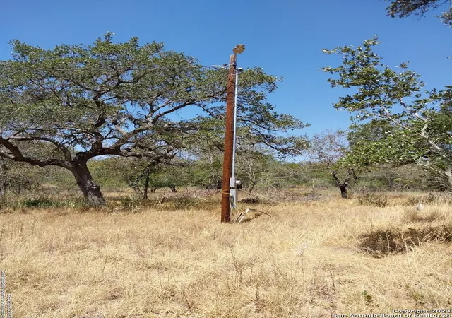 Photo 3 of Land for sale at 135 Cr 784, Natalia, TX 78059 | MLS# 1709201 | Listing updated on 2025-07-04