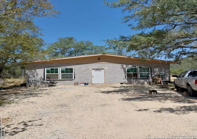 Photo 3 of Land for sale at 135 Cr 784, Natalia, TX 78059 | MLS# 1709201 | Listing updated on 2025-07-04