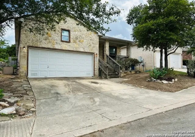Photo 1 of Single family home for sale at 15727 Cotton Tail Ln, San Antonio, TX 78255 | MLS# 1710849 | Listing updated on 2026-02-07