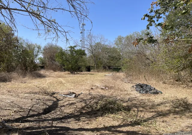 2nd image of 314 Troell St, Seguin, TX 78155 | MLS# 1711585