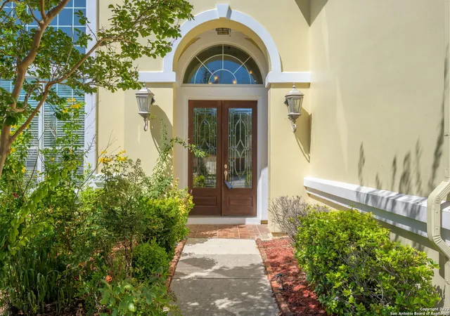 Photo 3 of Single family home for sale at 18223 Branson Falls, San Antonio, TX 78255 | MLS# 1712645 | Listing updated on 2026-04-21