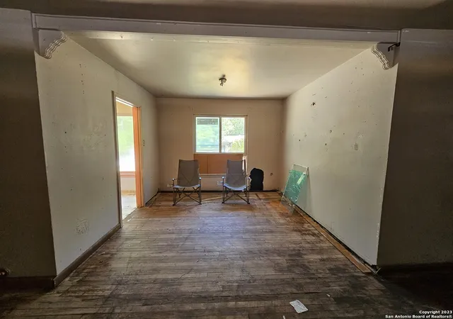 2nd image of 255 Gazel Dr, San Antonio, TX 78213 | MLS# 1713969