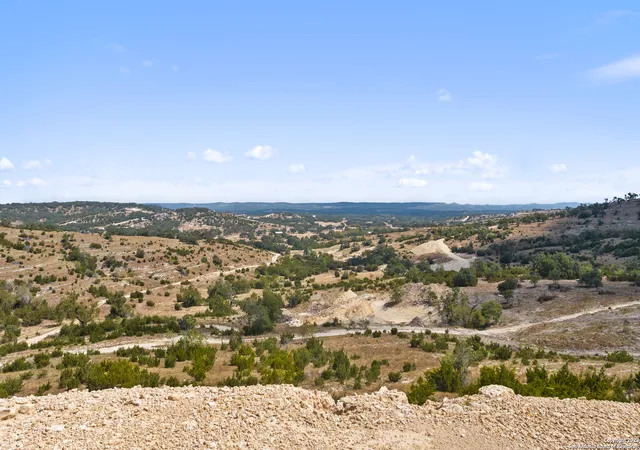 Photo 4 of Sale Pending at 120 Falling Oak Dr, Blanco, TX 78606 | MLS# 1715748 | Listing updated on 2026-05-11