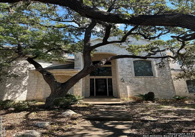 Photo 1 of Sale Pending at 8022 Fair Oaks Pkwy, Boerne, TX 78015 | MLS# 1717737 | Listing updated on 2025-09-19