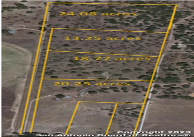 46th image of 1355 Cr 777, Devine, TX 78016 | MLS# 1719132