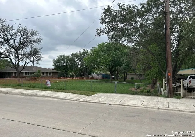 3rd image of 5310 Hayden Dr, San Antonio, TX 78242 | MLS# 1719867