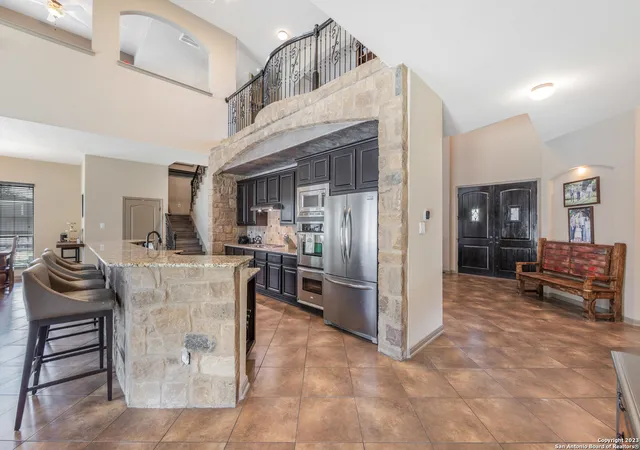 Photo 3 of Sale Pending at 26339 Hackney Ln, San Antonio, TX 78260 | MLS# 1720118 | Listing updated on 2025-09-09