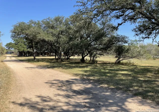 1st image of 436 Pr 7503, Moore, TX 78057 | MLS# 1729566