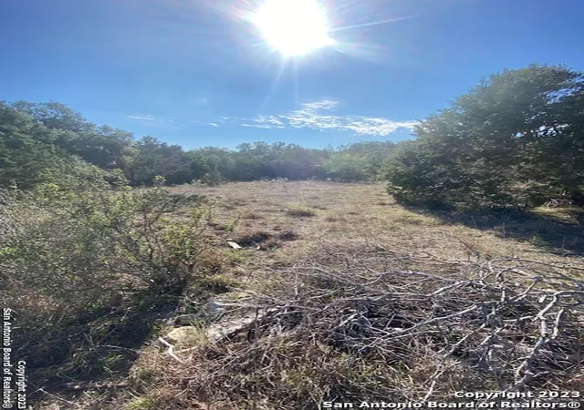 Photo 2 of Sale Pending at 2576 Robin Hood Dr, Canyon Lake, TX 78133 | MLS# 1731347 | Listing updated on 2026-02-04