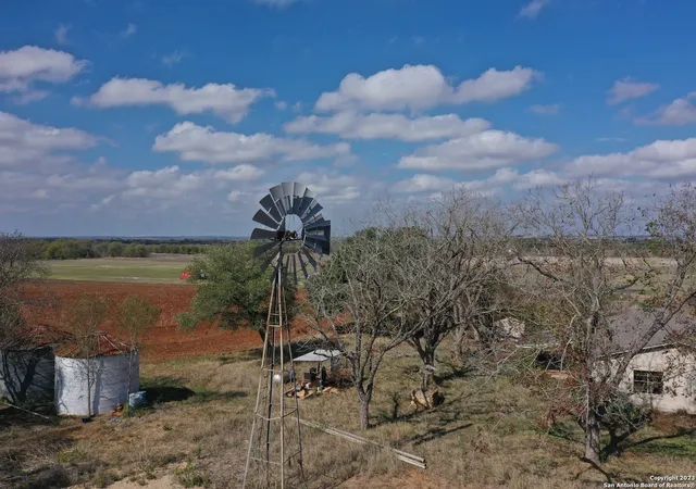 Photo 1 of House for sale at 10085 Shepherd Rd, Atascosa, TX 78002 | MLS# 1736279 | Listing updated on 2026-01-21