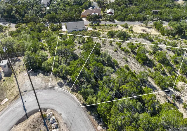 Photo 3 of Land for sale at 811 Lexington Pass, Canyon Lake, TX 78133 | MLS# 1736309 | Listing updated on 2025-06-30