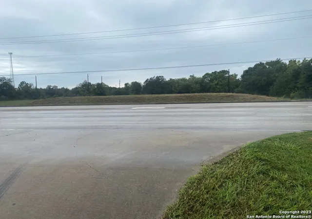Photo 3 of Land for sale at 3100 Fm 646 Rd N, Santa Fe, TX 77510 | MLS# 1736998 | Listing updated on 2026-03-22