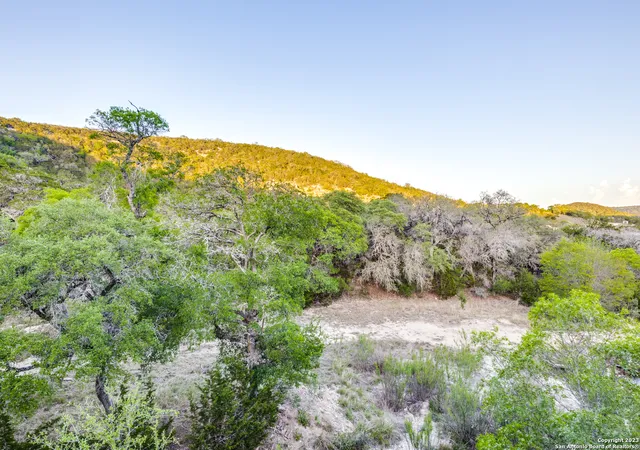 5th image of 824 Juniper Rd, Tarpley, TX 78883 | MLS# 1737778