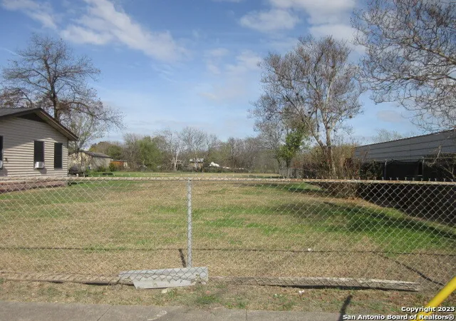 Photo 3 of Land for sale at 000 Eldridge Ave, San Antonio, TX 78237 | MLS# 1740176 | Listing updated on 2026-07-01