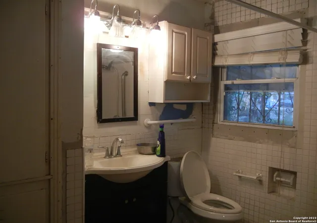 Photo 4 of Single family home for sale at 226 Avalon, San Antonio, TX 78213 | MLS# 1740734 | Listing updated on 2026-06-26