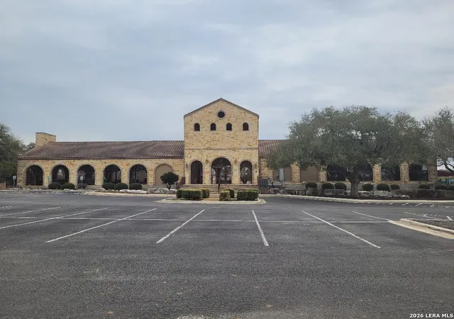 2nd image of 1335 Via Principale, New Braunfels, TX 78132 | MLS# 1742762