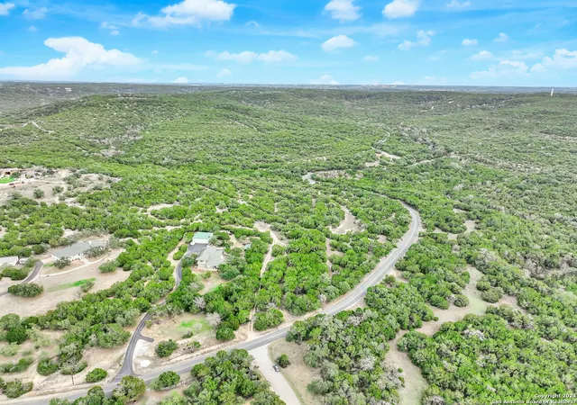 4th image of 10033 Lime Creek Rd, Leander, TX 78641 | MLS# 1745868