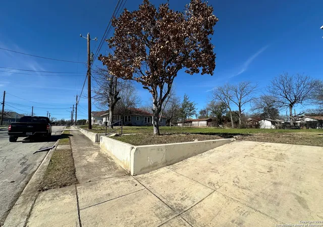 Photo 4 of Land for sale at 419 Cass Ave, San Antonio, TX 78204 | MLS# 1747782 | Listing updated on 2026-04-30