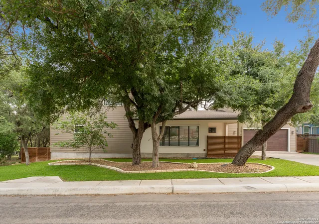 Photo 2 of Single family home for sale at 12014 Sunburst Ln, San Antonio, TX 78230 | MLS# 1748211 | Listing updated on 2025-08-23