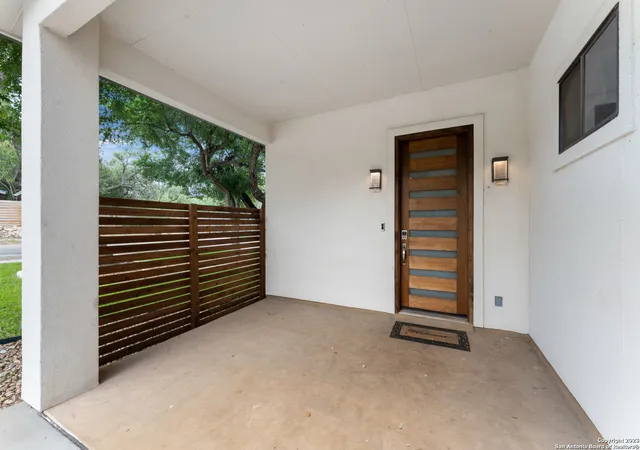 Photo 3 of Single family home for sale at 12014 Sunburst Ln, San Antonio, TX 78230 | MLS# 1748211 | Listing updated on 2025-08-23