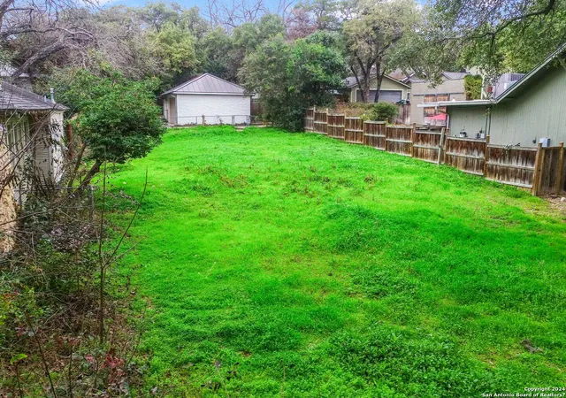 Photo 1 of Sale Pending at 417 Patterson Ave, San Antonio, TX 78209 | MLS# 1749762 | Listing updated on 2025-10-27