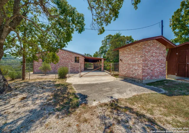 Photo 3 of Manufactured home for sale at 1560 Coalkiln Rd, Medina, TX 78055 | MLS# 1752463 | Listing updated on 2025-11-03